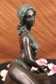 Bronzeskulptur Signiert Milo Swim Frau Mit Apfel Kunst Figur Deko Antike Bild 10