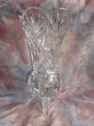 Hübsche Schwere Kristall Vase Mit Schönem Dekor Und Füssen Bild