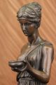 Skulptur Bronze Unterzeichnete Milo Junge Mädchen Mit Römischen Becher Wein Antike Bild 9