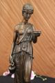 Skulptur Bronze Unterzeichnete Milo Junge Mädchen Mit Römischen Becher Wein Antike Bild 3