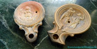 2 Antik Römische Öllampen - Kleopatra Und Gladiatorenkampf Bild
