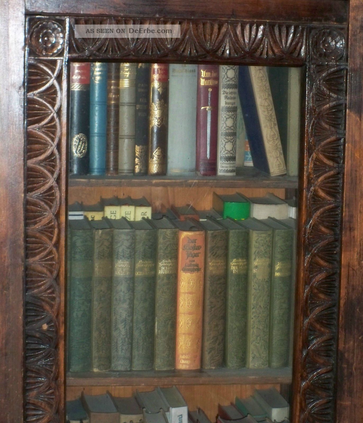 Antiker Bücherschrank Voller Seltener Schnitzereien Sehr Wertvoll Eine