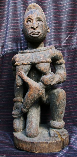 Sehr Große Alte Frauenfigur Fruchtbarkeitsskulpture Stillende Mutter Woodoo Bild