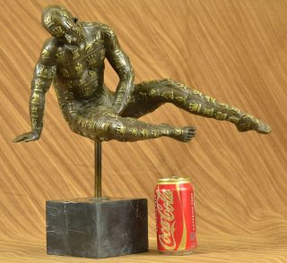 Bronze - Figur Salvador Dali Mann Mit Kubischem Design Skulptur Selten Bild