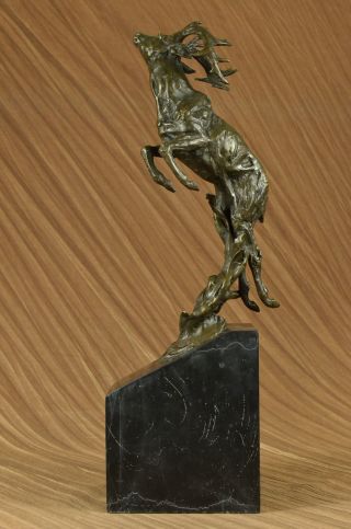 Bronze Tier Figur Auf Marmor Fuß Von Rembrandt Bugatti Skulptur Bild