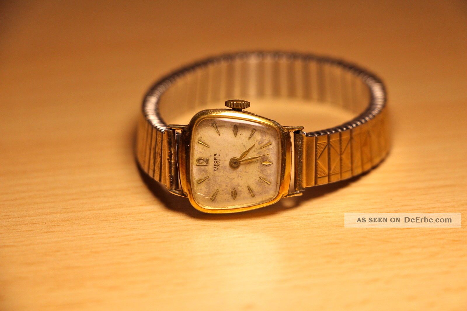 Bifora,  1960er,  Handaufzug,  Swiss Made Uhren Bild