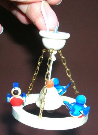 Lampe Für Kinderzimmer Von Bodo Hennig Für Die Puppenstube Miniatur 5 X 4,  5 Cm Bild