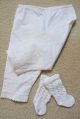 Puppen - Kleid - Hose - SÖckchen - Weiß Mit Spitzen - Antik - Vitrinenteil Nostalgieware, nach 1970 Bild 2