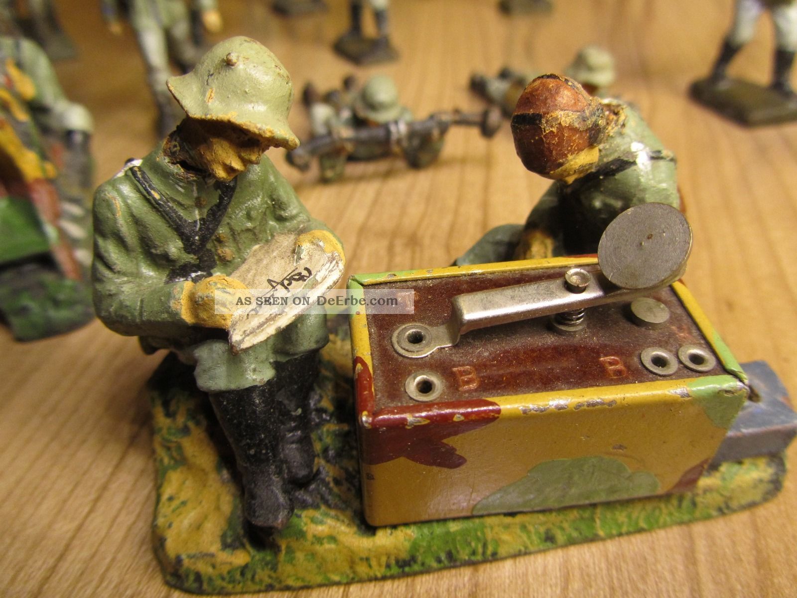 Elastolin Funker Und Mg - Schütze 1.  Oder 2.  Weltkrieg Gefertigt vor 1945 Bild