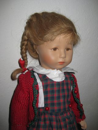 Unbespielte Käthe Kruse Puppe Mädchen Blond Mit Rotkariertem Kleid 48 Cm 1993 Bild
