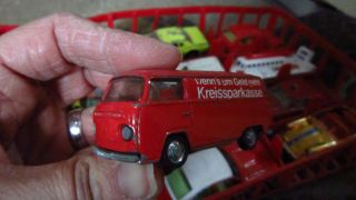 Schuco Vw Transporter 1:66 Modell Rot Bild