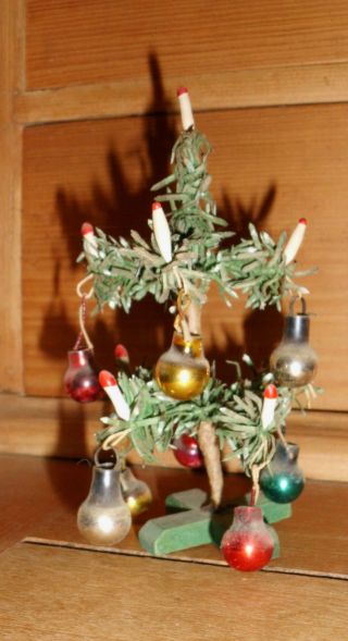 Uralter Kleiner Weihnachtsbaum FÜr Die Puppenstube,  Ca.  1940 Bild