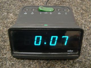 Braun Design Wecker 4808 Alarm Clock Lubs Rams Designklassiker Digital Bild