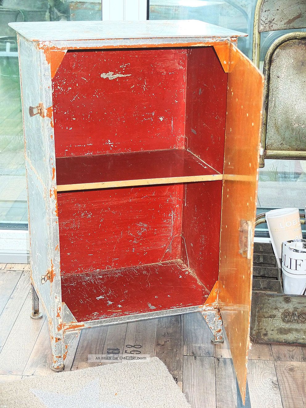 Antiker Loft Industrie Werkzeugschrank / Metallschrank