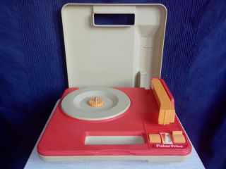 Vintage Fisher Price Portable Record Player Plattenspieler Phonograph 820 825 Bild