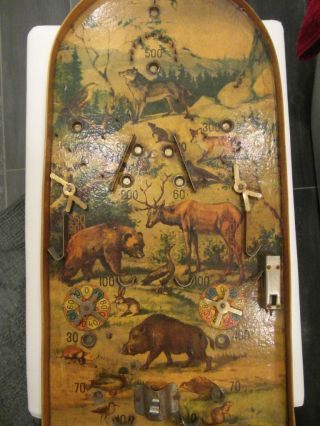 Antiker Tischflipper Mit Tiersymbolen Alter Ca 100 Jahre Holz Bild