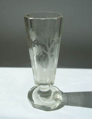 Hohes Geschnittenes Und Graviertes Glas Hirsch Im Wald BÖhmen Uranhaltig 1830 Bild