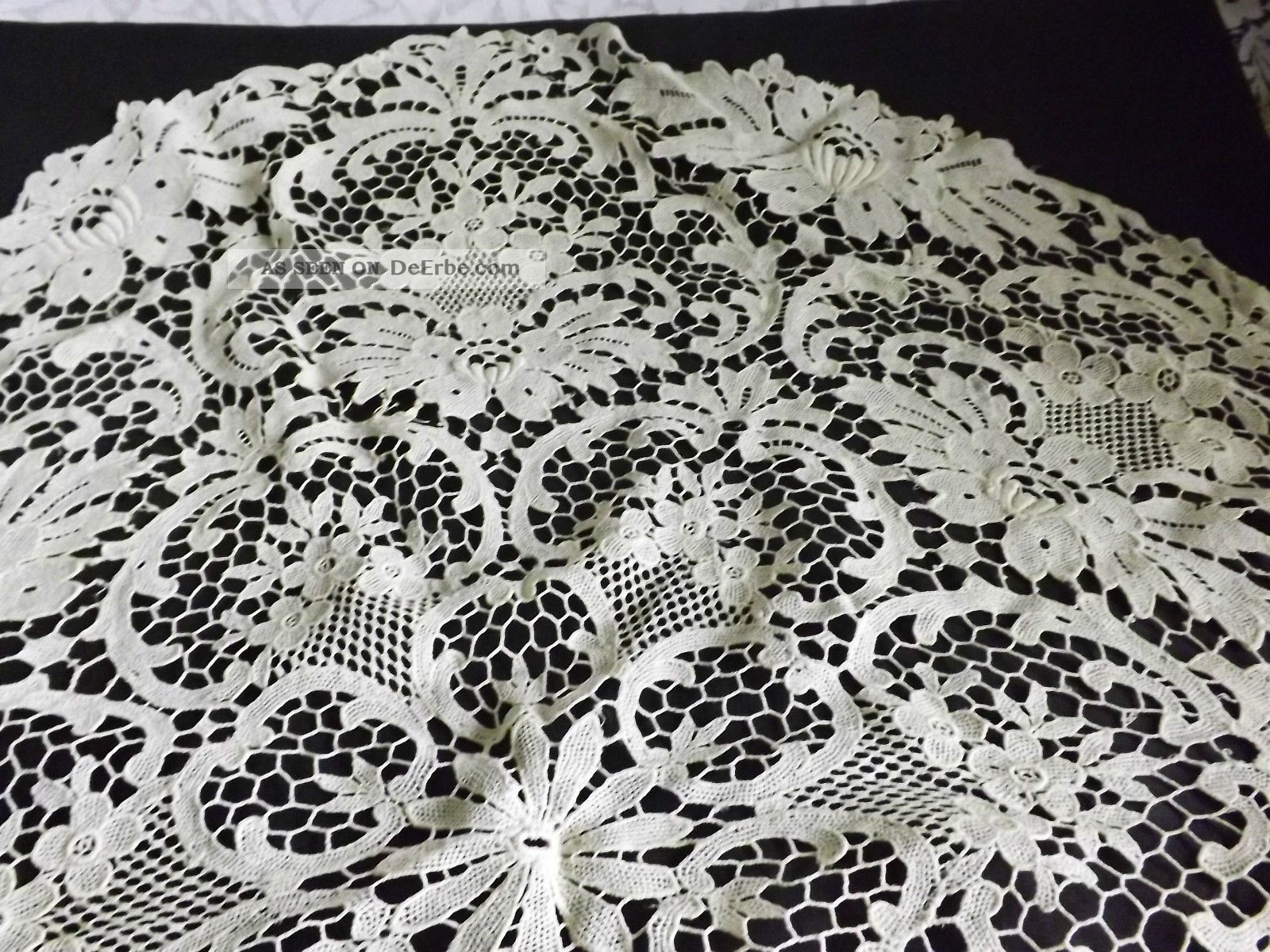 Alte Wunderschöne Tischdecke Rund Spitze D: Ca 98 Cm Tischdecken Bild
