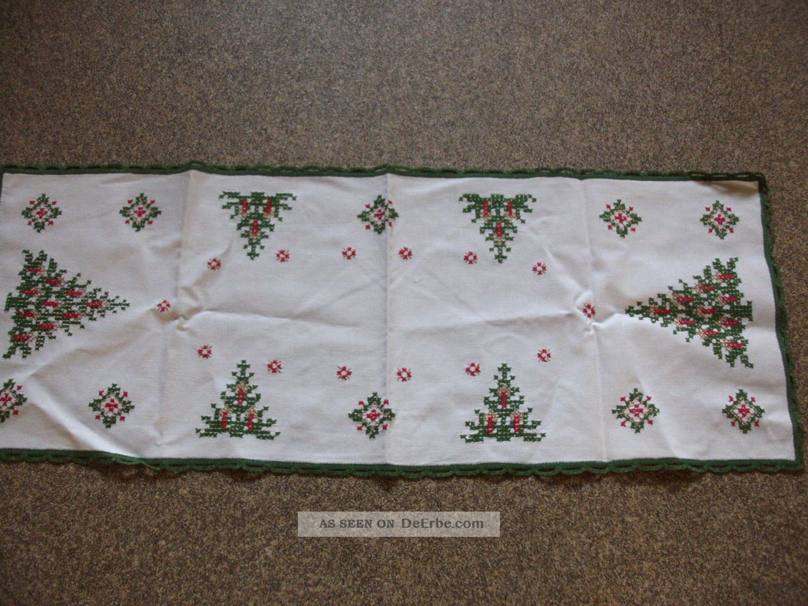 Alte Weihnachtstischdecke Läufer Bestickt 93 X 35 Cm Grün Rot Gold Tischdecken Bild