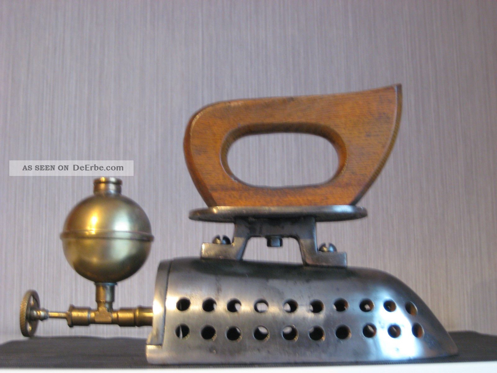 Altes Gusseisernes Brennspiritus - Bügeleisen Aus Privatsammlung