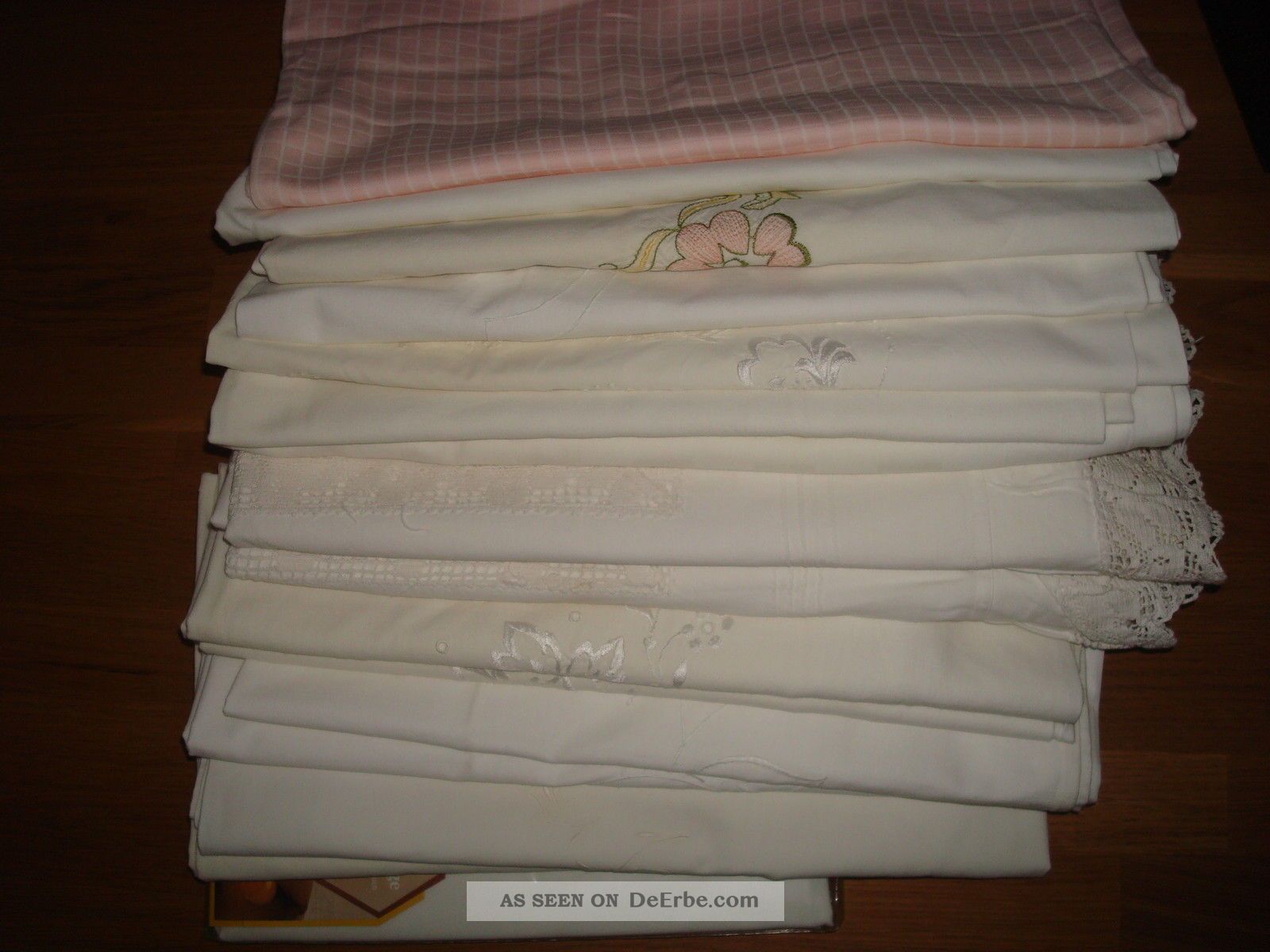 Wäschepaket,  Konvolut,  17 Kopfkissen,  Weiß,  Verschiedene Muster,  Stoffe Weißwäsche Bild