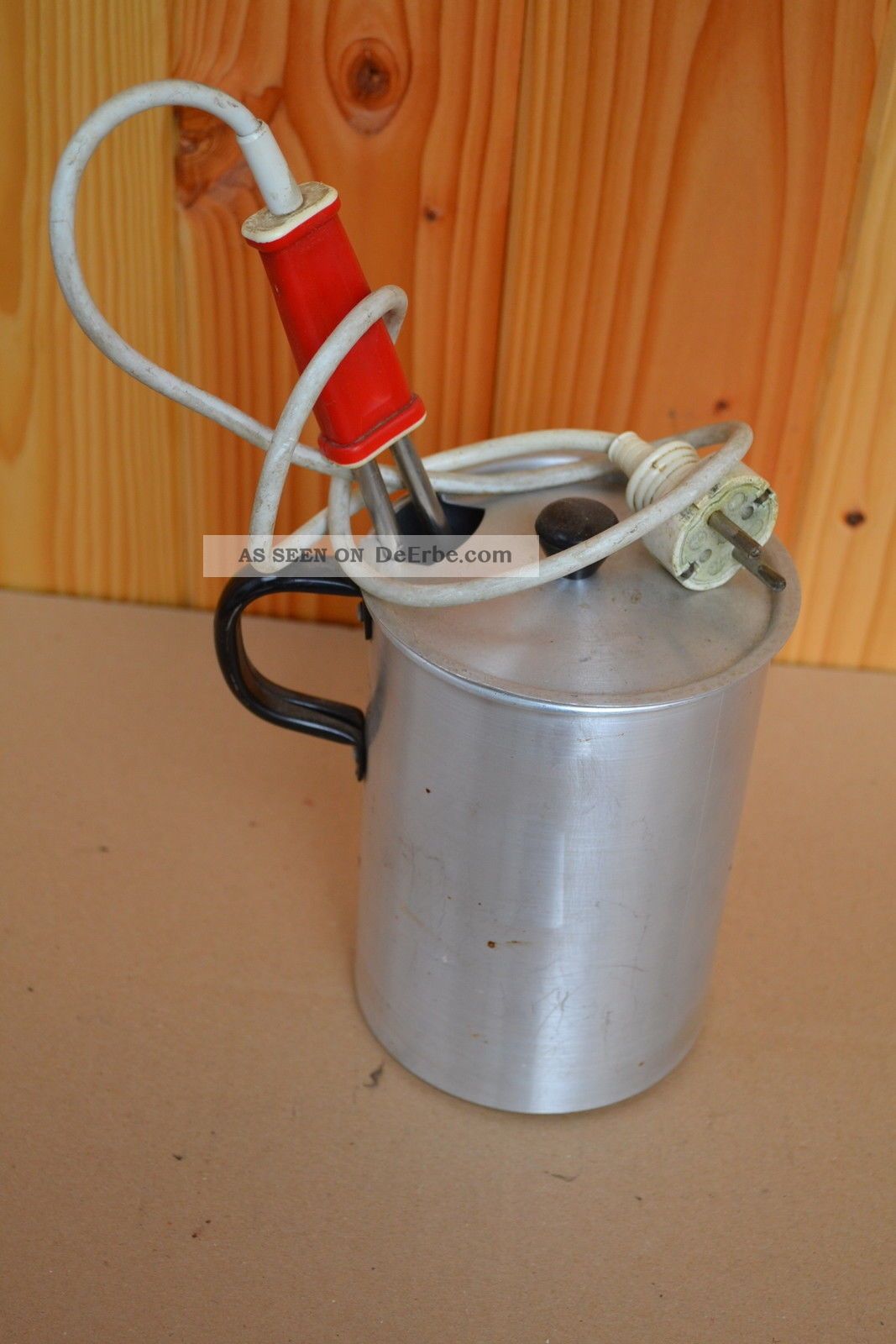 Alter Elektrischer Aluminium - Wasserkocher Haushalt Bild