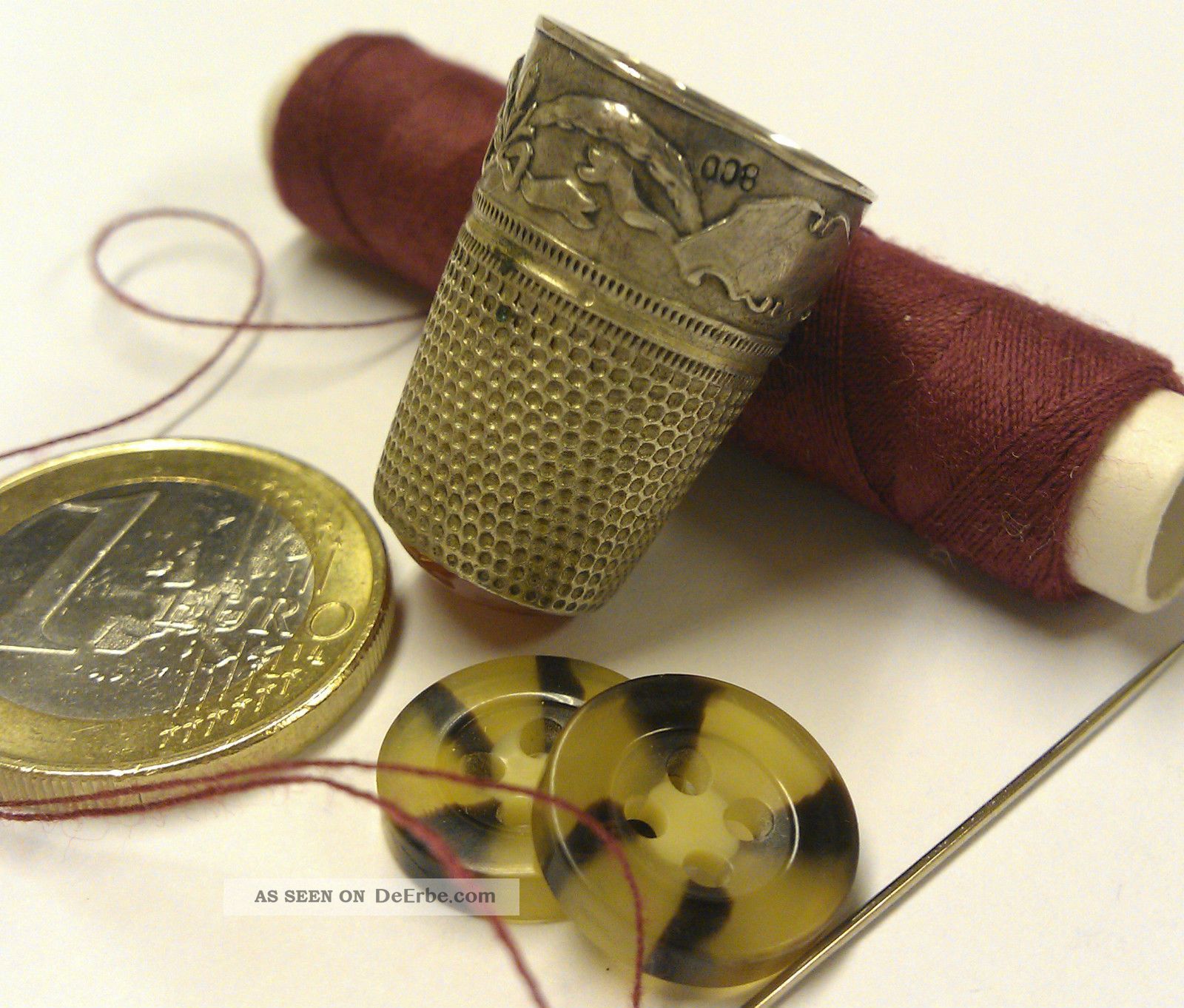 Antiker Fingerhut 800er Silber Roter Stein (koralle?) Red Silver Thimble Wappen Nähutensilien Bild
