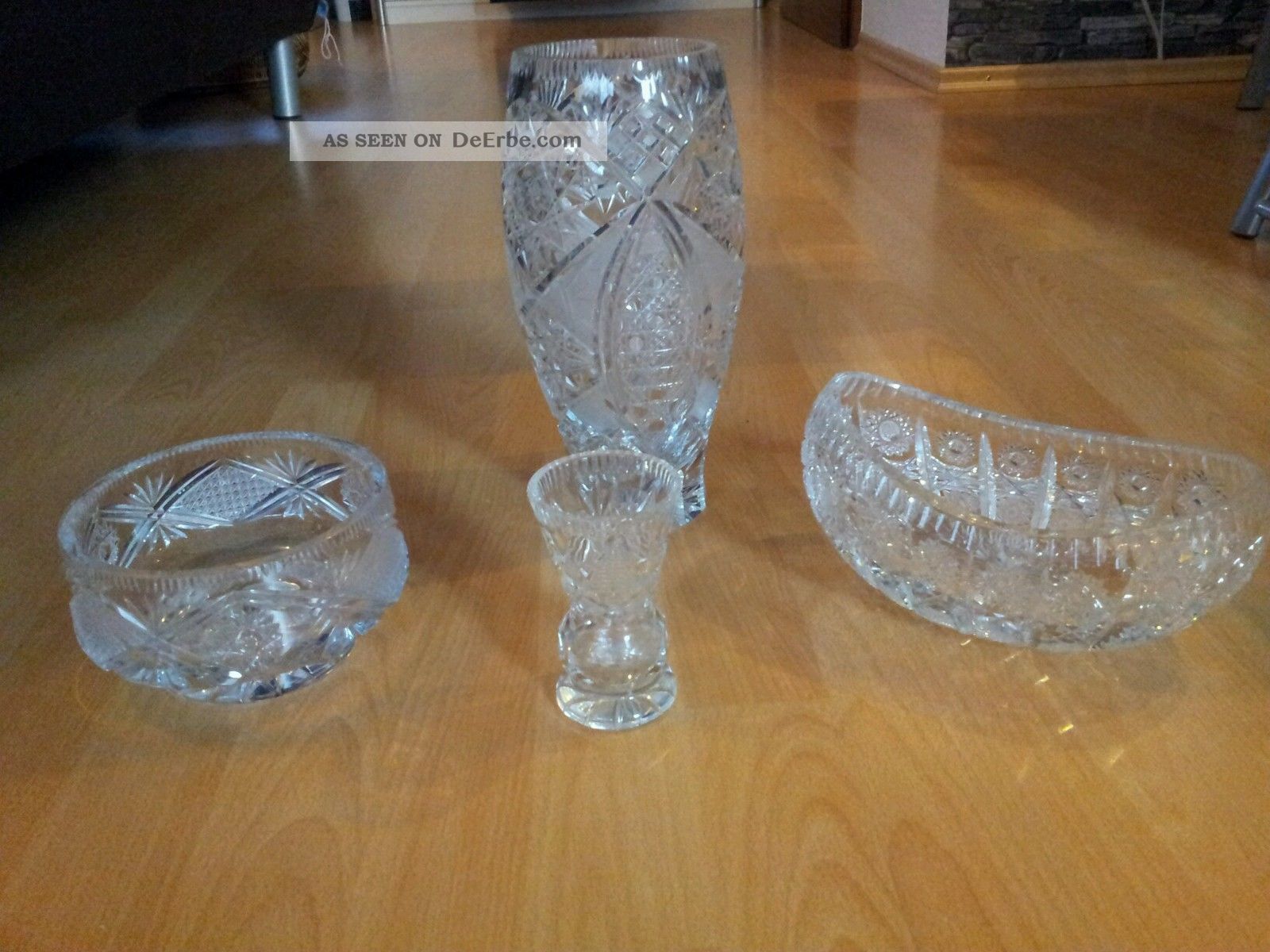 1 grosse Glasschüssel und  6 kleine Glasschüsseln Bleikristall gepresst 