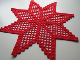 Hardanger Weihnachtsstern Deckchen Mitteldecke Rot Handarbeit D 33 Cm Bild