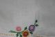 Antik Tolle Groß Leinen Läufer Blumen Stickerei Tischwäsche Bild 3