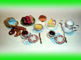 Miniatur Wurstplatte,  Brotkorb,  Käse,  Butter,  Kaffee Und Porzellanservice,  Puppenhaus Bild