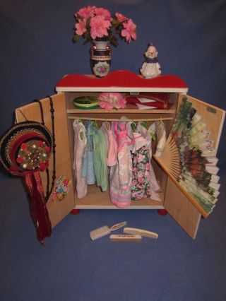 Puppenschrank Puppenkleider Schrank Puppen Kleiderschrank Holz Alt Groß Komplett Bild