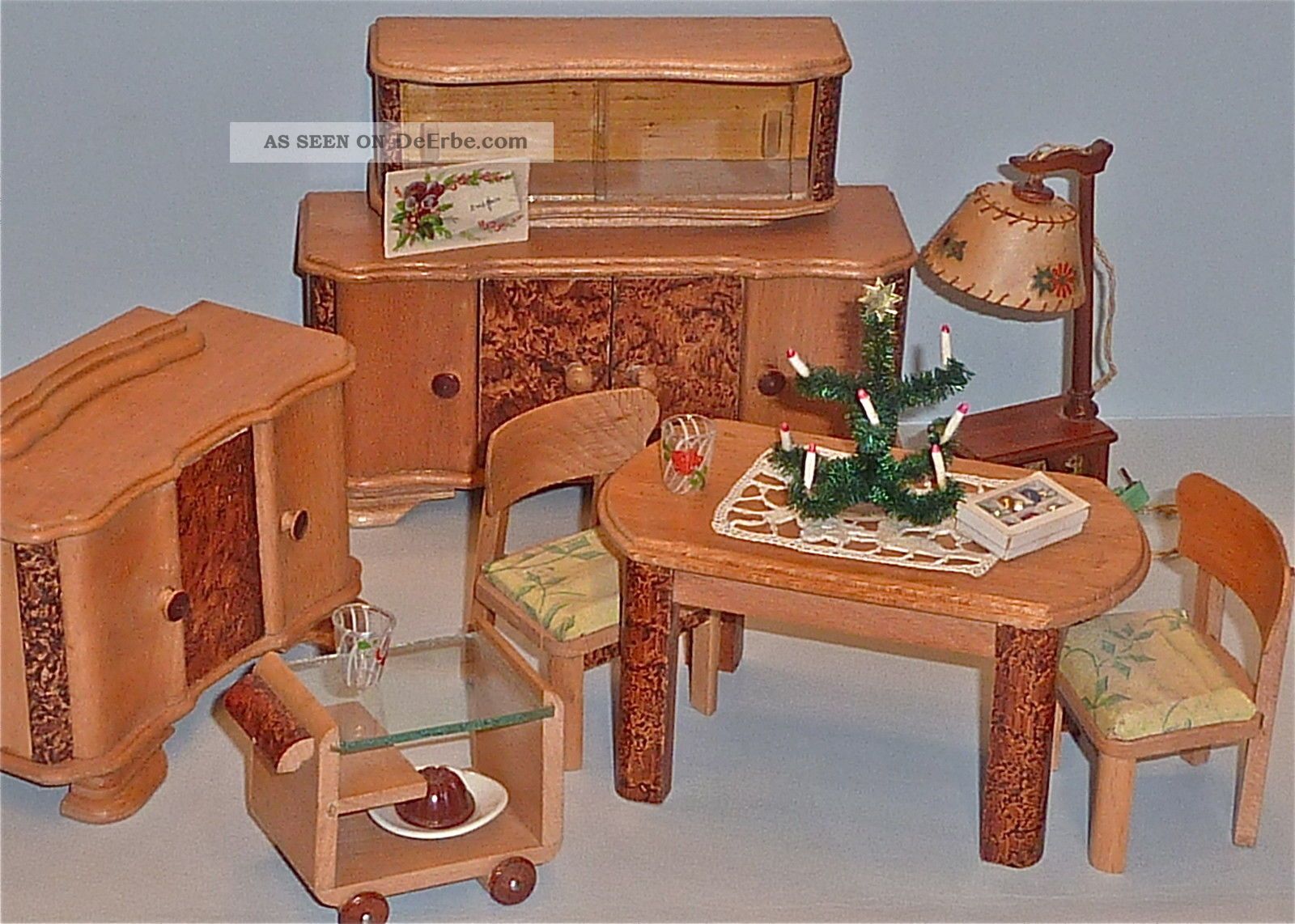 Schones Wohnzimmer 30er Jahre In Originaler Erhaltung Mit Zubehor