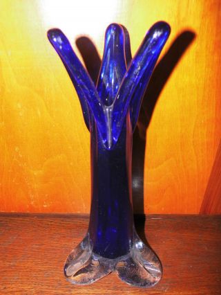 Außergewönliche Blaue Vase Im Murano - Stil Bild