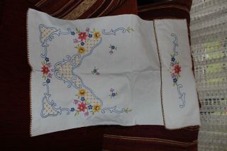 Eine Antik Alte Leinen Handtucher Blumen Stickerei Bild