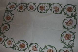 Eine Antik Alte Leinen Tischdecke Blumen Stickerei, Bild