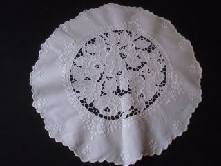 Weiße Tischdecke Rund Weißstickerei Durchmesser Ca.  56cm Bild