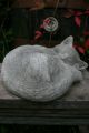 Schlafende Katze,  Steinfigur Frostfest,  Steinguss,  Katzen Nostalgie- & Neuware Bild 2