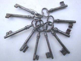 10 Alte Schlüssel Vor 1900.  Tür,  Schrank,  Kommode Etc. Bild