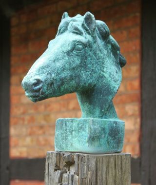Pferdekopf Gusseisen Pferd Deko Pferdebüste Sockel Rost Eisen Garten Skulptur Bild