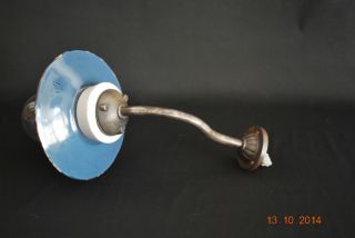 Alte Hoflampe,  Ausleger Emaille Gusseisen Porzellan In Kräftigem Blaugrau Bild