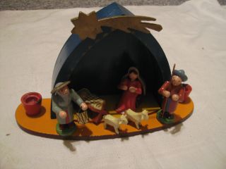 Kleine Alte Weihnachts - Krippe Mit Figuren - Holz Lackiert - Aus Nachlass Bild