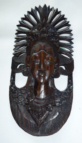 Holzmaske Einer Asiatischen Göttin,  Tropenholz,  Geschnitzt Bild
