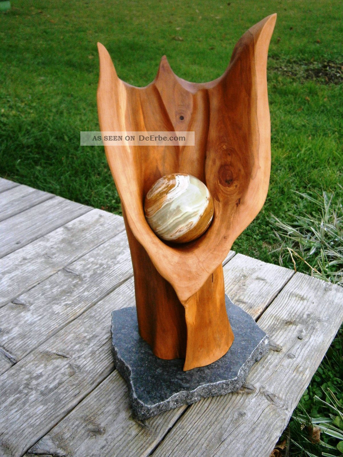 Skulptur - Targan,  Apfelholzskulptur,  Sculpture,  Applewood,  Onyx Marmor Kugel Ab 2000 Bild
