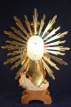 Holz Geschnitzte Heiligenfigur Strahlenmadonna Gold Und Bunt Gefasst 40 Cm Skulpturen & Kruzifixe Bild 7