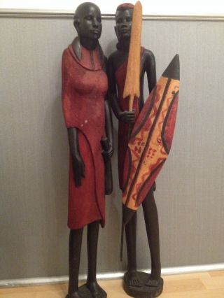 Afrikanische Holzfigur Massaikrieger & Frau Bild