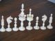 Antike Schachspiel - Figuren - Bein Natur,  Koralle - Komplett,  Holz - Schatulle - Hochwertig Beinarbeiten Bild 7