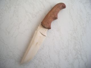 Handgeschnitzt Holzfigur Messer Dekotation Bild