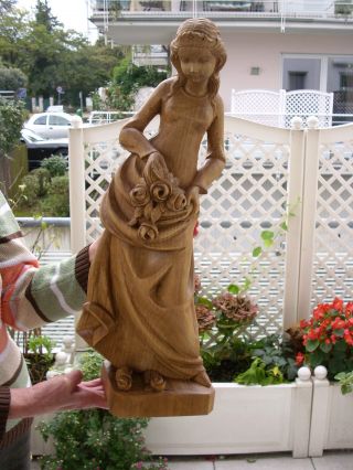 Gr.  Holzfigur - Heiligenfigur - Hl.  Elisabeth - Geschnitzt - Deko - 58cm Bild