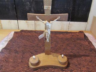 Butzon & Bercker Berkalith Jesus Kreuz Holzkreuz Mit Jesus Kerzenständer Bild